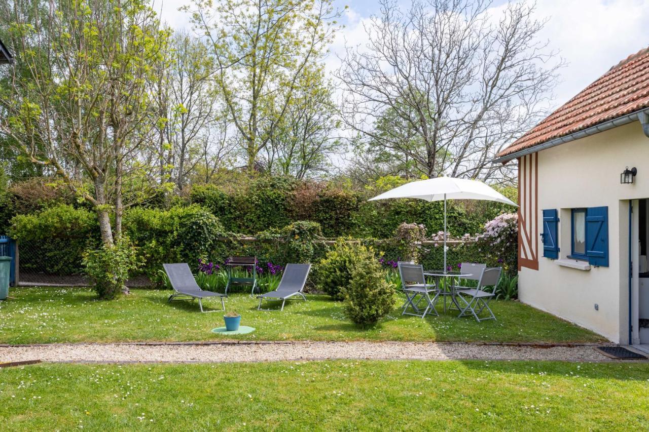 Le Cottage Normand Annebault Экстерьер фото